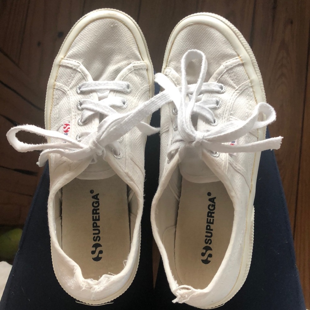 White Classic Supergas